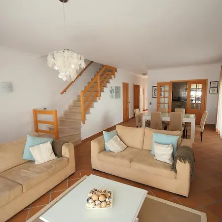 Charming Townhouse Praia D'el Rey Σπίτι διακοπών Όμπιδος