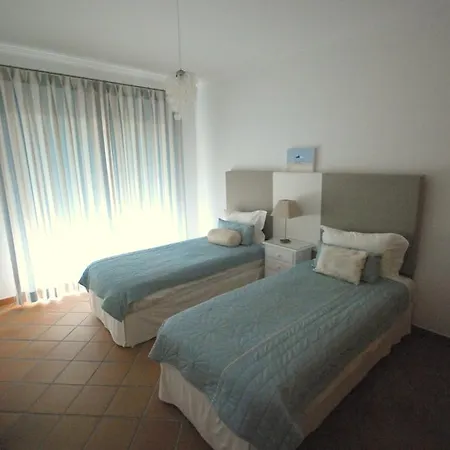 Charming Townhouse Praia D'el Rey *